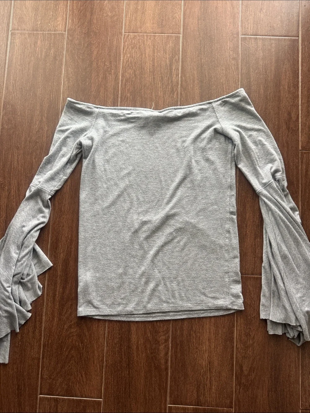 Free People We the Free Top Birds of Paradise Gray Off Shoulder Top Small